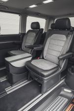 Volkswagen Caravelle 2020 года (UK)
